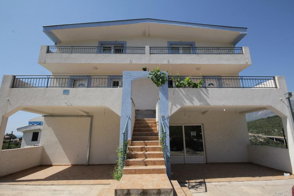Apartments Ajla Utjeha Luaran gambar