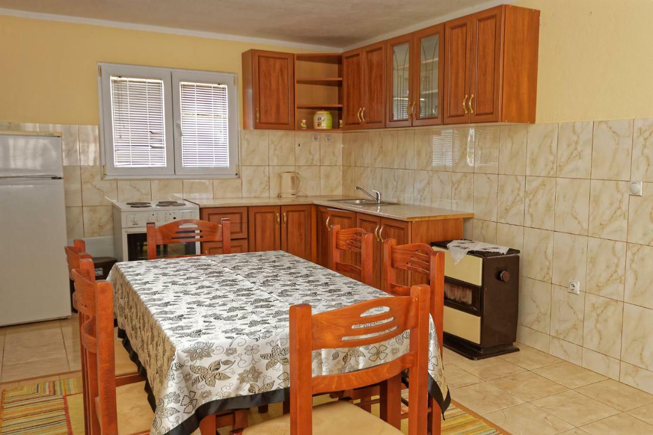 Apartments Ajla Utjeha Luaran gambar
