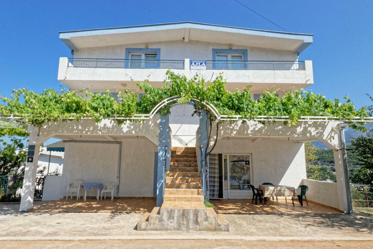 Apartments Ajla Utjeha Luaran gambar