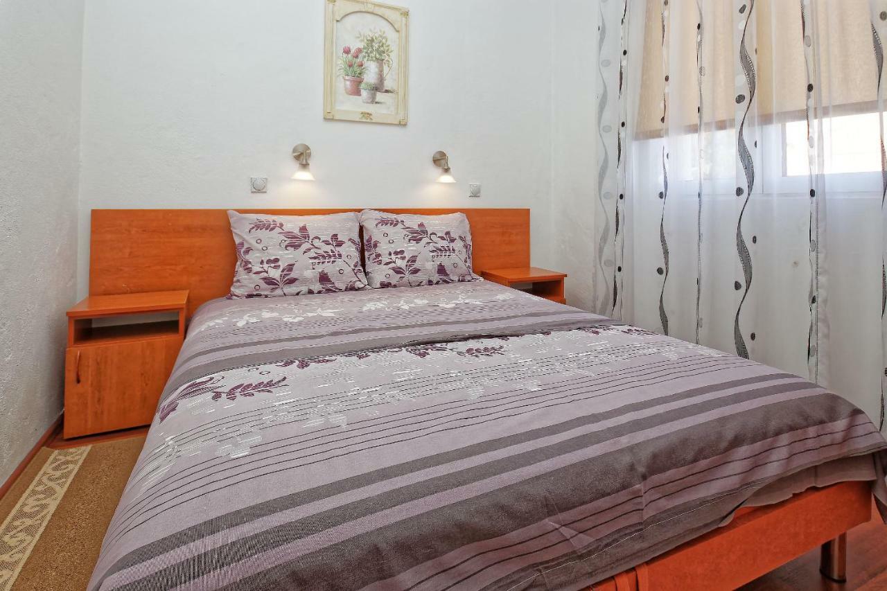 Apartments Ajla Utjeha Luaran gambar