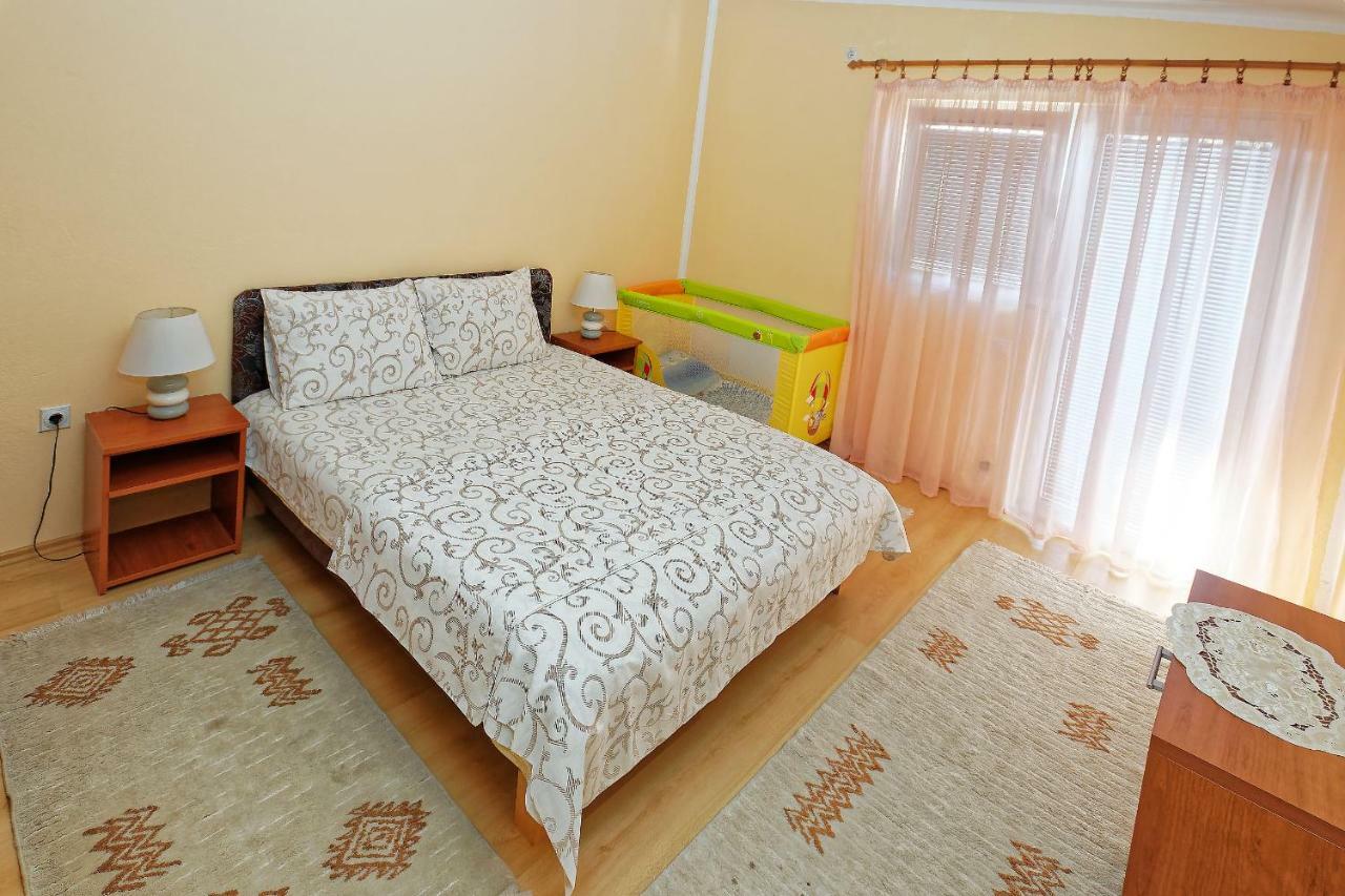 Apartments Ajla Utjeha Luaran gambar
