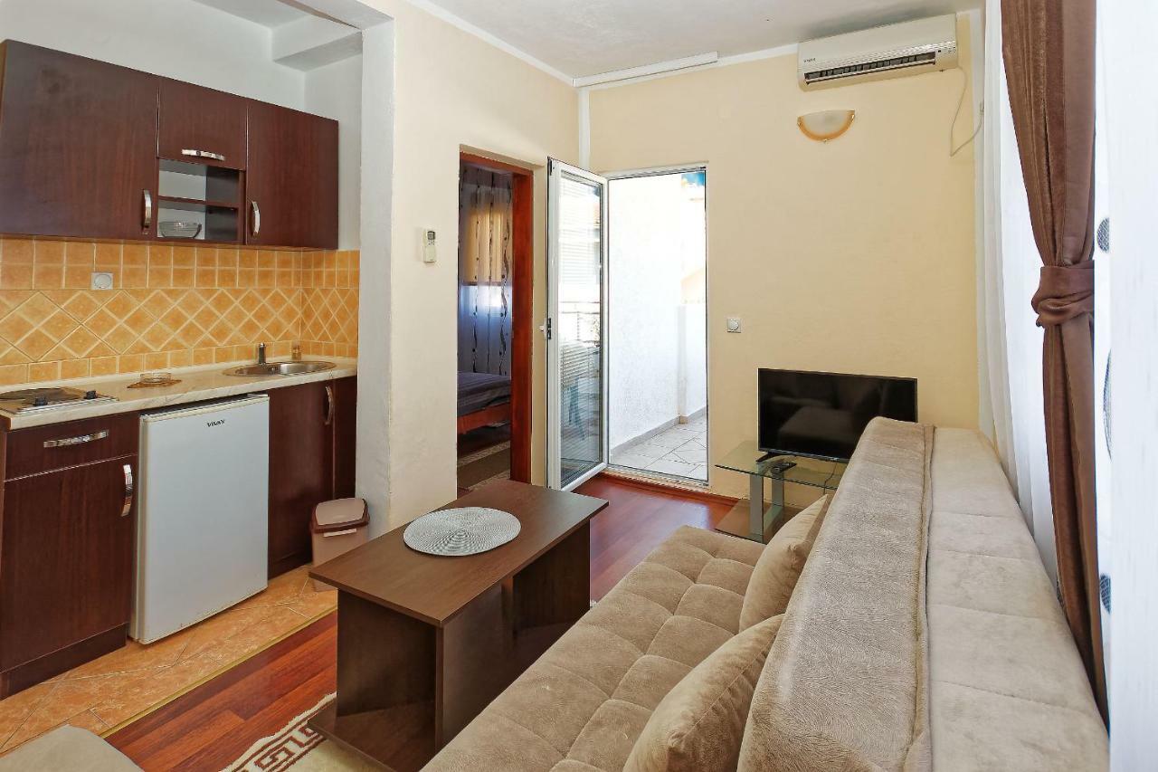 Apartments Ajla Utjeha Luaran gambar